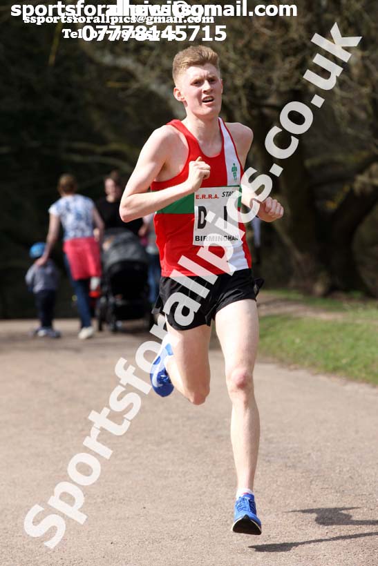Senior mens 12 Stage Relay, ERRA 12 and 6 Stage Relays, Sutton Coldfield. Photo: David T. Hewitson/Sports for All Pics